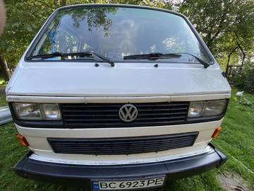 Авто Volkswagen Transporter 1991 № 7983487