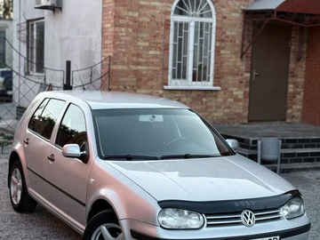 Авто Volkswagen Golf 2002 № 7983596