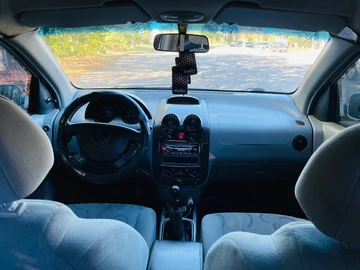 Авто Chevrolet Aveo 2005 № 7983853