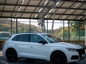Авто Audi Q5 2017 № 7984080