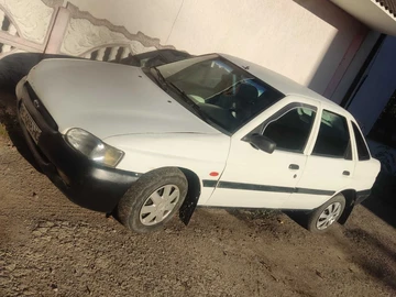 Авто Ford Escort 1997 № 7984304
