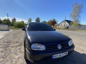 Авто Volkswagen Golf 1999 № 7984379