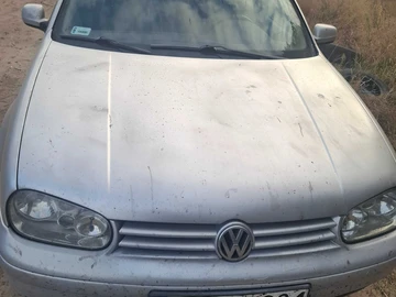 Авто Volkswagen Golf 1998 № 7984380