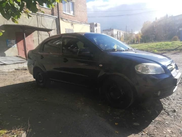 Авто Chevrolet Aveo 2007 № 7984450