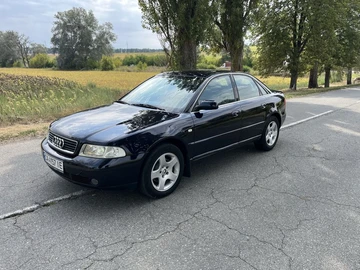Авто Audi A4 2000 № 7984595