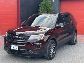 Авто Ford Explorer 2018 № 7984702