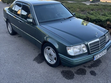 Авто Mercedes 220 1994 № 7984708