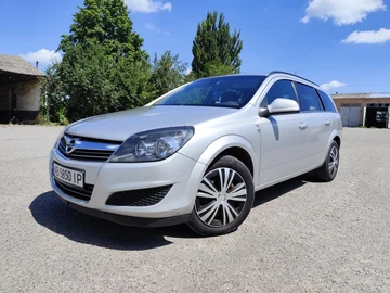 Авто Opel Astra 2010 № 7984714