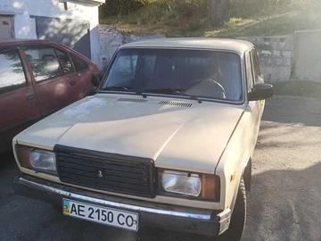Авто ВАЗ 2107 1987 № 7984821