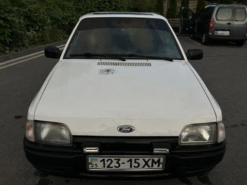 Авто Ford Escort 1988 № 7985058