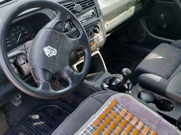 Авто Volkswagen Golf 1994 № 7985178