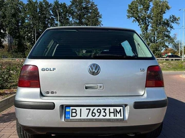 Авто Volkswagen Golf 2002 № 7985369