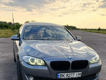 Авто BMW 5 Серия 2012 № 7985389