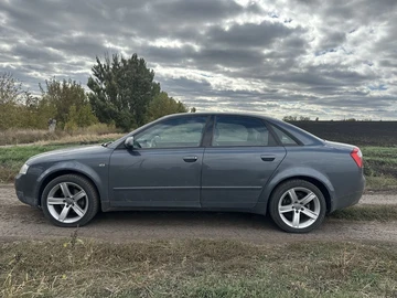 Авто Audi A4 2002 № 7985518