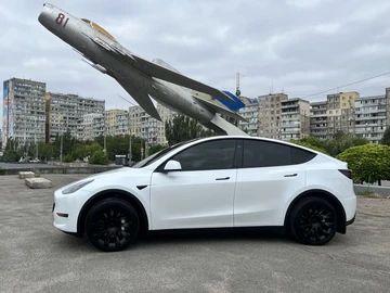 Авто Tesla Roadster 2023 № 7985537
