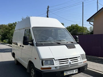 Авто Renault Trafic 1999 № 7985538