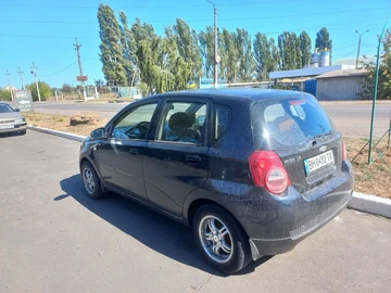 Авто Chevrolet Aveo 2008 № 7985559