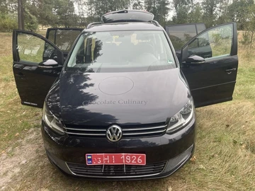 Авто Volkswagen Touran 2011 № 7985601