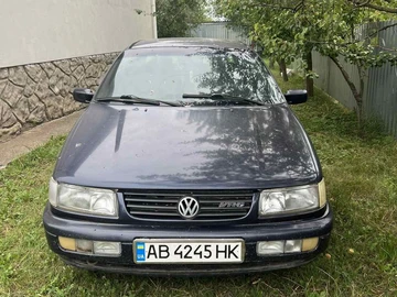 Авто Volkswagen Passat Sedan 1994 № 7985711