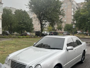 Авто Mercedes E Серия 2001 № 7986051