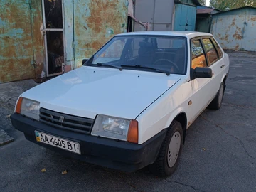 Авто ВАЗ 21099 2001 № 7986095