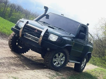 Авто Mitsubishi Pajero 1999 № 7986097