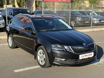 Авто Skoda Octavia 2019 № 7986167
