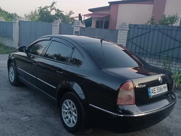 Авто Volkswagen Passat Sedan 2004 № 7986195