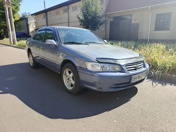 Авто Toyota Camry 1999 № 7986237