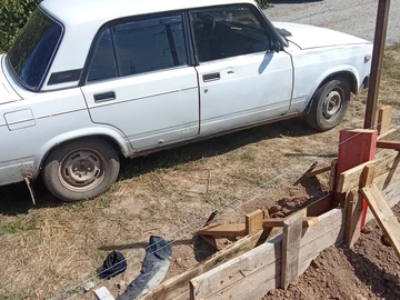 Авто ВАЗ 2105 1990 № 7986247