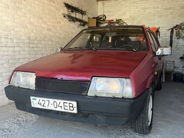 Авто ВАЗ 2109 1994 № 7986338