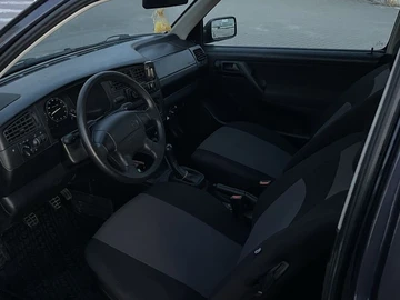 Авто Volkswagen Golf 1994 № 7986382
