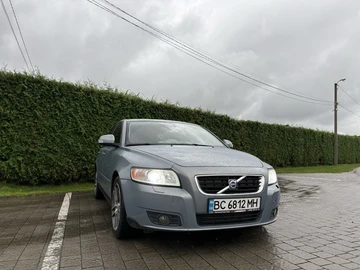 Авто Volvo V50 2010 № 7986704