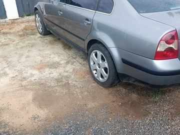 Авто Volkswagen Passat Sedan 2002 № 7986799