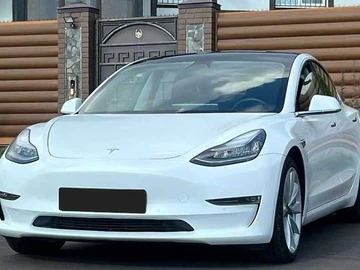 Авто Tesla Model 3 2019 № 7986870
