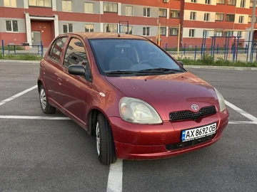 Авто Toyota Yaris 2002 № 7986947