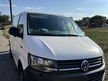Авто Volkswagen Transporter 2015 № 7987107