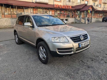 Авто Volkswagen Touareg 2003 № 7987150