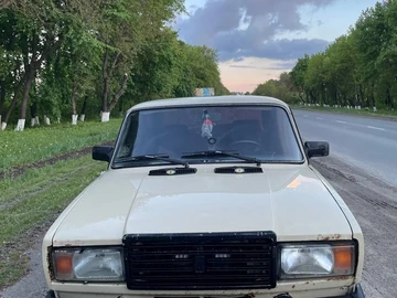 Авто ВАЗ 2107 1988 № 7987252