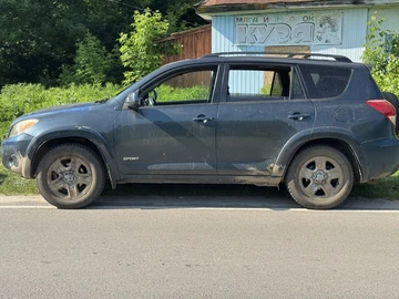 Авто Toyota Rav 4 2004 № 7987301