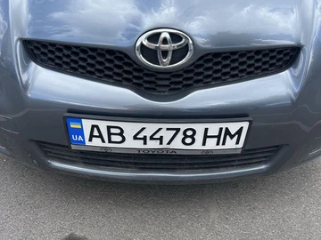 Авто Toyota Yaris 2009 № 7987488