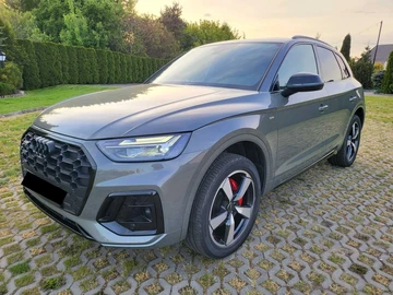 Авто Audi Q5 2023 № 7987620