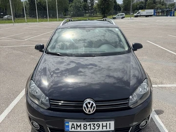 Авто Volkswagen Golf 2010 № 7987815
