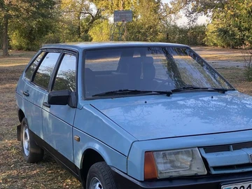 Авто ВАЗ 2109 1992 № 7987883