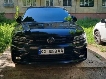 Авто Volkswagen Tiguan 2019 № 7988000