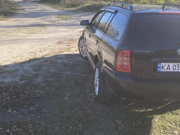 Авто Skoda Octavia 2004 № 7988003