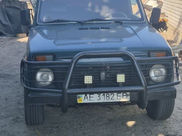 Авто ВАЗ 2121 2002 № 7988016