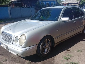 Авто Mercedes 220 1998 № 7988155