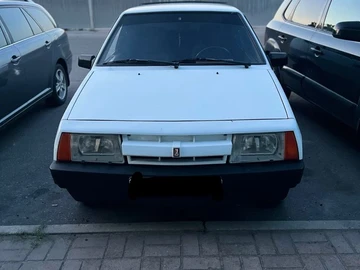 Авто ВАЗ 2109 1987 № 7988177