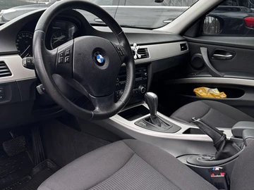 Авто BMW 3 Серия 2011 № 7988187